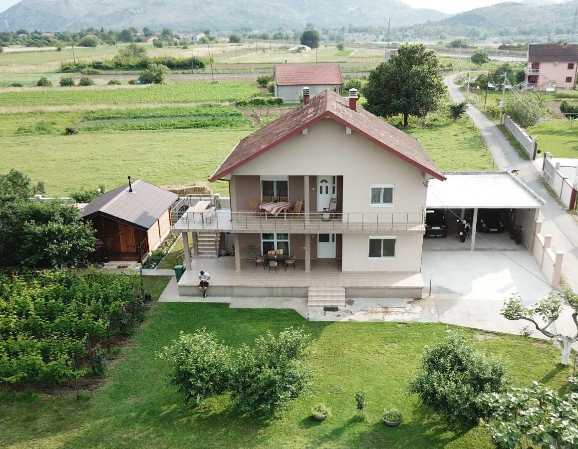 Eko Apartmani Krackovic Golubovci Dış mekan fotoğraf