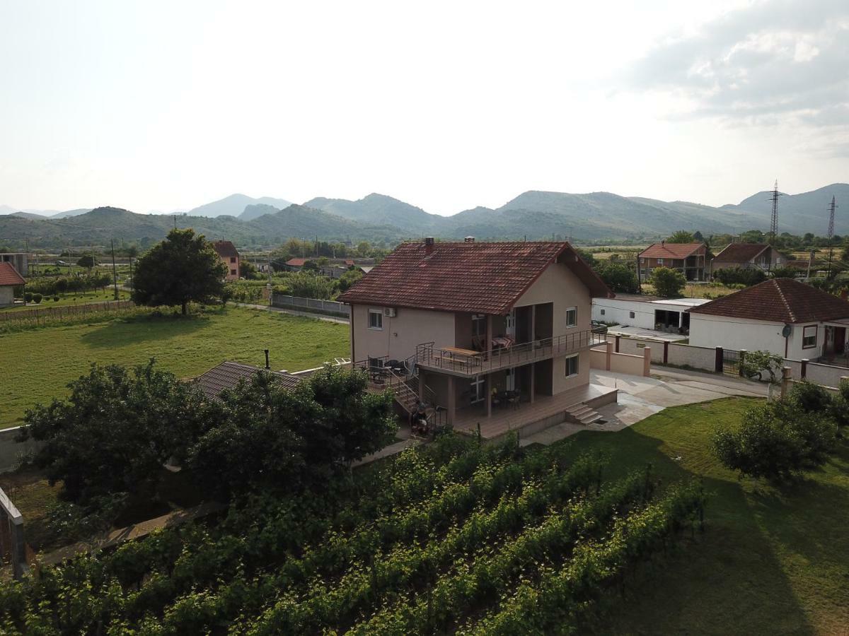 Eko Apartmani Krackovic Golubovci Dış mekan fotoğraf