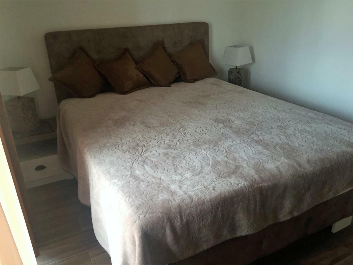 Eko Apartmani Krackovic Golubovci Dış mekan fotoğraf