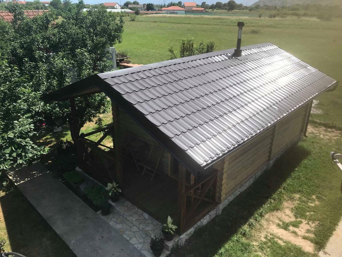 Eko Apartmani Krackovic Golubovci Dış mekan fotoğraf